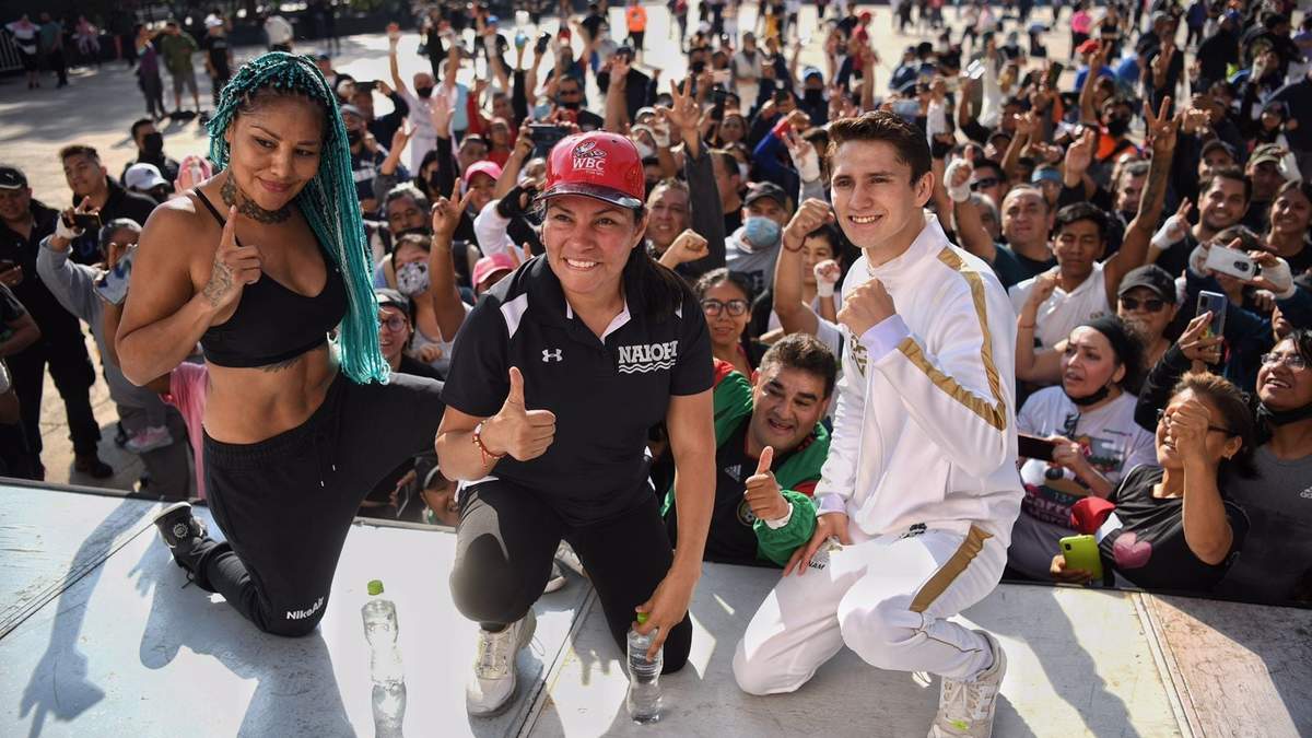 Entrenamiento para la clase masiva de box
