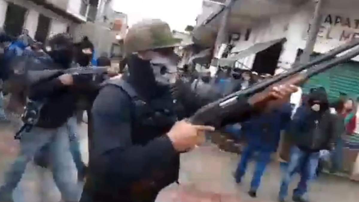 Sujetos armados irrumpieron durante las confrontaciones tras la elección en Oxchuc