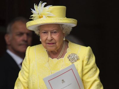 Tremendo momento se vive por el delicado estado de salud de la Reina Isabel. ¿Contagiada?