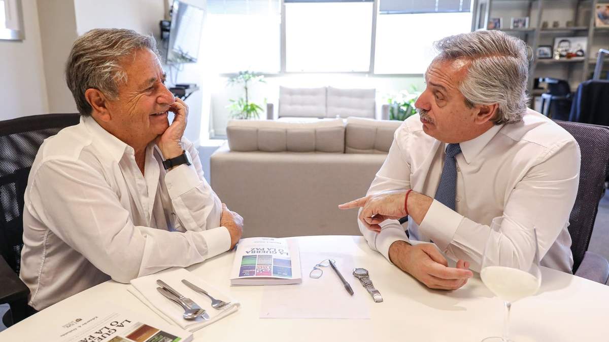Eduardo Duhalde y Alberto Fernández. Fuente: (Twitter)