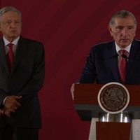 Los zapatos de Andrés y un "as" llamado Adán Augusto