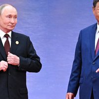 Rusia y China trabajarán por la prosperidad de ambos países