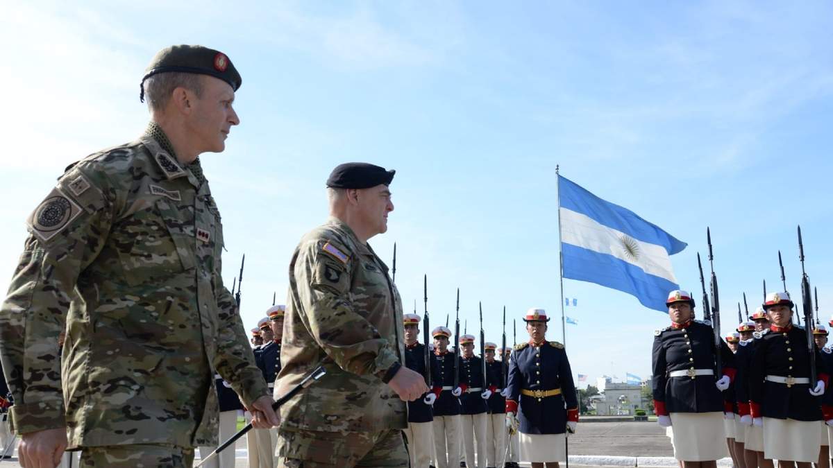 Ejercicio militar. Fuente: (Instagram)