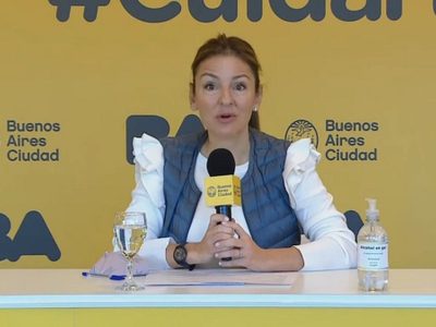 Soledad Acuña contra los docentes: "Eligen militar antes que hacer docencia"