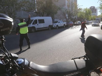 Desde hoy, las calles Lanín y Luis Beltrán ya tienen un único sentido de circulación
