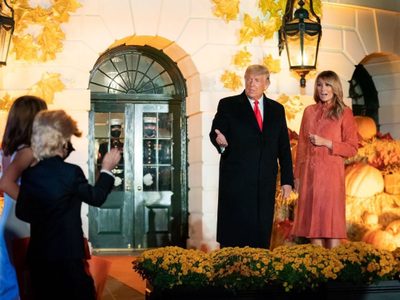 Melania Trump acusa a demócratas de anteponer "sus agendas" al "bienestar" de EU