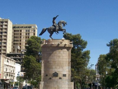 El Punto Verde del monumento a San Martín en Neuquén fue todo un éxito