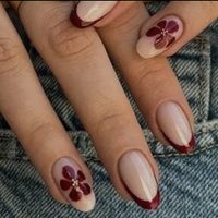 Olvidate del rojo: el color que se viene con todo en tu Nail Art para el invierno 2025