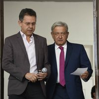 AMLO excluye a Puebla de su 'gira de agradecimiento”, pero irá como testigo de la boda de su exvocero
