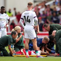 Danilo, futbolista del Nottingham Forest, sufre escalofriante lesión (Video)