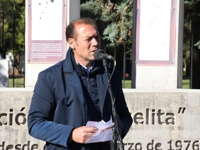 Omar Gutiérrez encabezó el acto por el Día de la Memoria en Neuquén