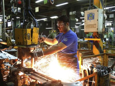Según un informe del CEP, la industria creció un 8,2% en junio con relación al mismo mes en 2019
