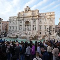 Visitar la Fontana de Trevi en Roma dejará de ser gratis y costará 2 euros a partir de febrero