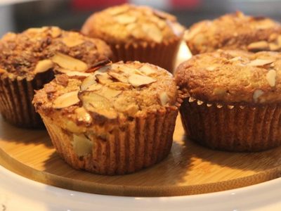 Muffins de manzana sin azúcar, sin harina y sin manteca: la receta ideal para probar un dulce sin culpa