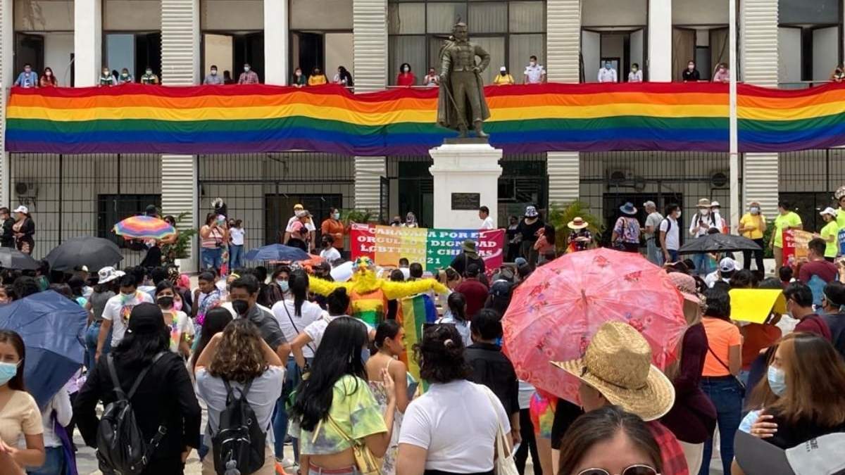 Protesta de la comunidad LGBTTTIQ en Tuxtla Gutiérrez