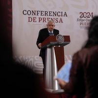 AMLO arremete contra el PAN por impugnar ante la Corte el reparto de pluris