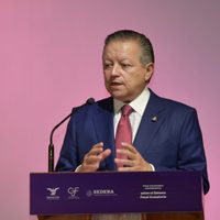 Zaldívar pide al Ejército evitar "tentaciones" de no respetar derechos humanos en combate al crimen