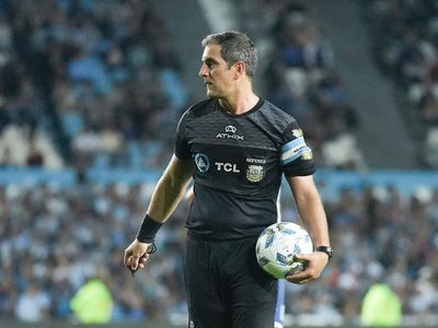 Estos serán los árbitros de los cuartos de final del Clausura