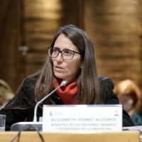 Feministas piden la renuncia de la ministra de Mujeres, Género y Diversidad