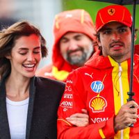 En pareja con una supermodelo: conocé a Rebecca Donaldson, la nueva novia de Carlos Sainz