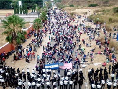 Se registran nuevos enfrentamientos entre migrantes y policías en Guatemala