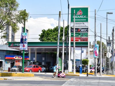 Sener suspende permisos de importación de gasolinas a Trafigura y Windstar Energy