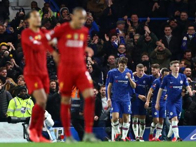 Liverpool no levanta y recibe un nuevo golpe del Chelsea