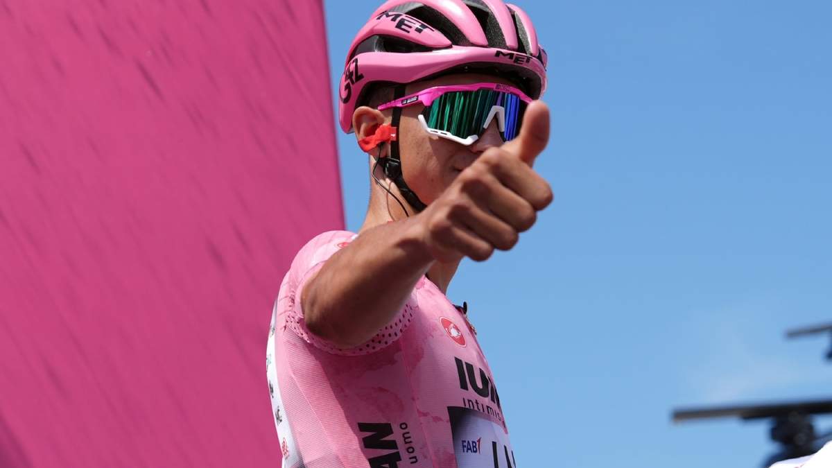 El ciclista mexicano Isaac del Toro