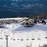 Hubo récord de esquiadores en Chapelco, tras las nevadas en la provincia