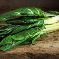 Pencas de acelga en escabeche: una receta fácil y deliciosa para sacar provecho de esta noble verdura y quedar de 10