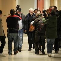 Inicia juicio contra exsenador francés acusado de drogar y agredir sexualmente a legisladora