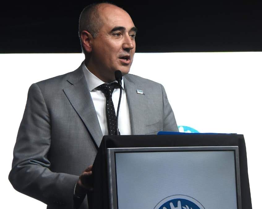 Santiago Laugero, presidente de la FEM, durante su discurso en la Cena Anual.