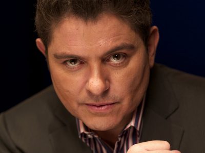 Ernesto Laguardia confiesa cuáles fueron sus peores experiencias en su camino a la cima