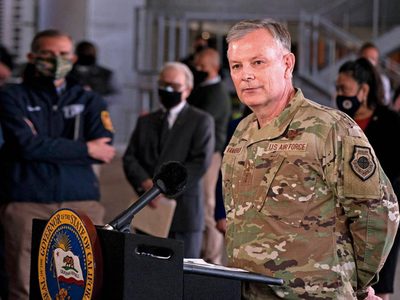 Mejía Berdeja: Washington quiere "llamar la atención" y "presionar" a México