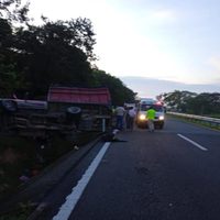 Colectivo denuncia vías inseguras tras choque de camión con migrantes en Chiapas