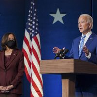 Biden asegura que los números de su victoria son "claros" y pide calma