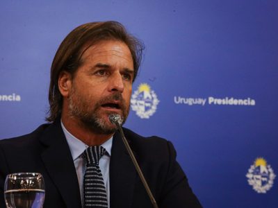 Coronavirus: suspendieron las clases presenciales en Uruguay