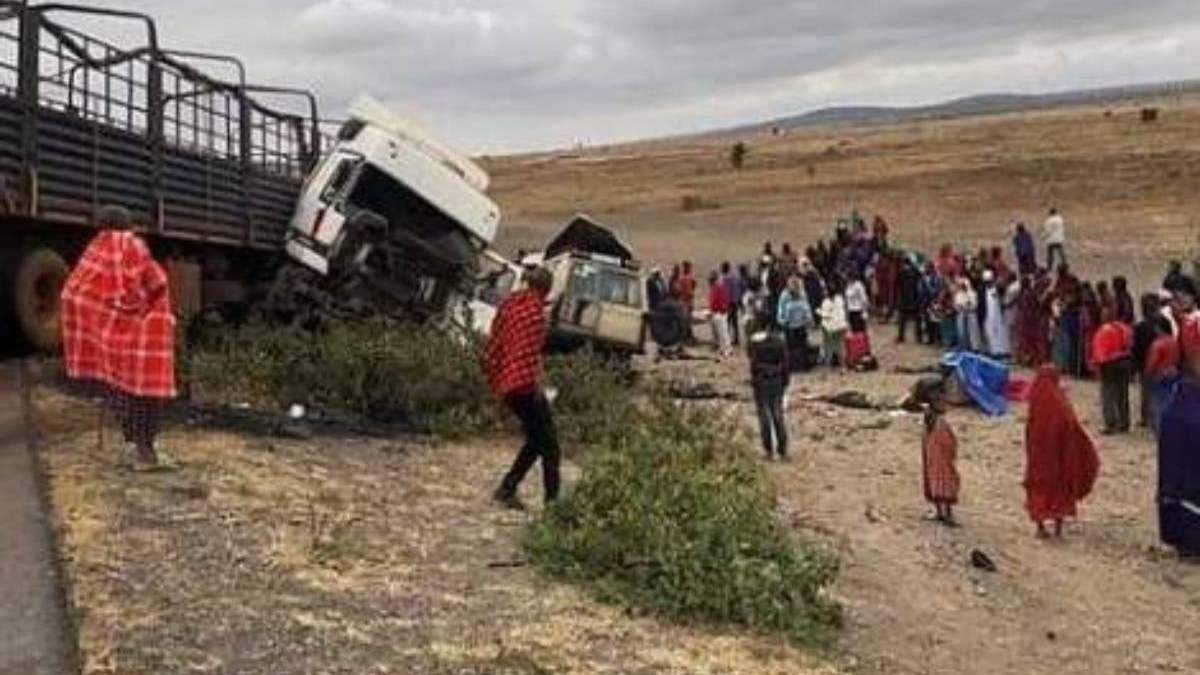 En uno de los vehículos implicados viajaba un comisario regional junto a trabajadores de prensa