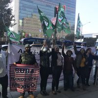 Simpatizantes de AMLO y Frena se confrontan a gritos en NY