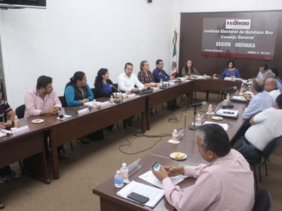 Aprueban registro de dos precandidatos independientes en Quintana Roo