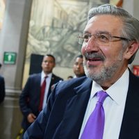 Aspirantes a jueces federales compran examen