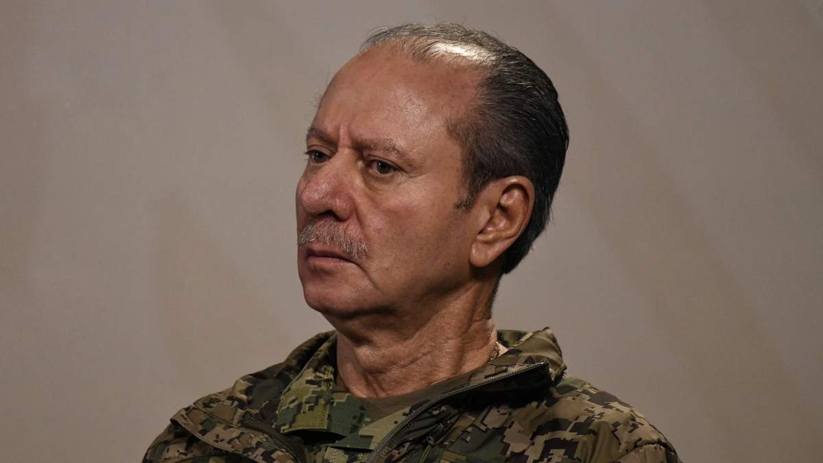 Ojeda Durán, exsecretario de Marina