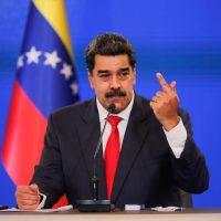 Con Biden, EU mantiene que Maduro es un "dictador" y descarta un diálogo directo
