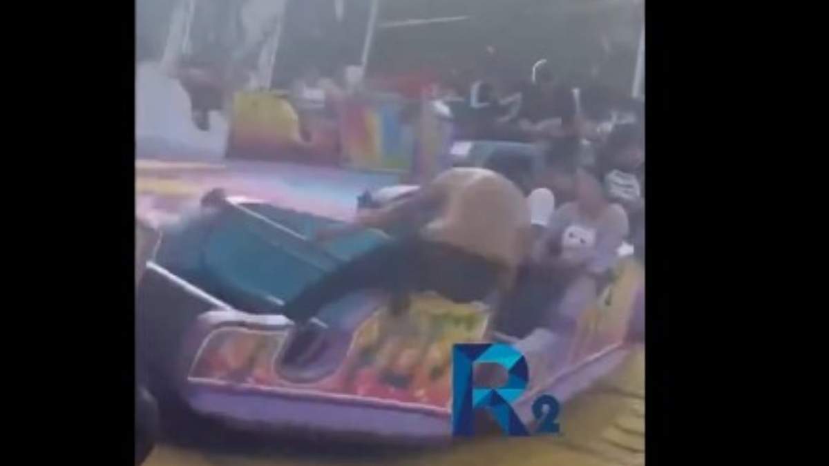 Joven sale disparado de juego mecánico en feria de El Chamizal