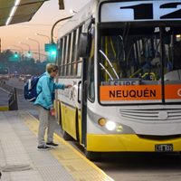 Advertencia: si Neuquén no paga deuda con empresas de transporte público ¡suspenderán colectivos!