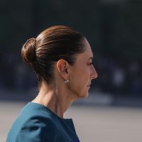 “Con Sheinbaum las cosas están cambiando; ya no habrá errores como saludar a la madre del Chapo”