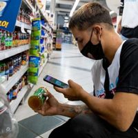 Multaron a un local de Neuquén por vender productos vencidos: cuál fue la cifra