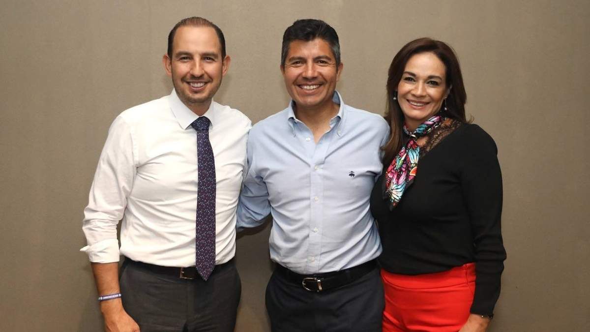 Marko Cortés, dirigente del PAN, y Eduardo Rivera Pérez, alcalde de Puebla