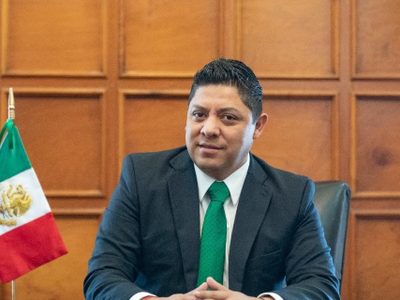 Ricardo Gallardo defiende posible candidatura de su esposa en SLP: "Eso no es nepotismo"