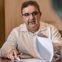 El gobernador de Catamarca, aislado por un caso de coronavirus en su familia
